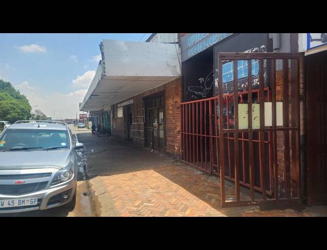 BUSINESS FOR SALE IN RANDFONTEIN CENTRAL
